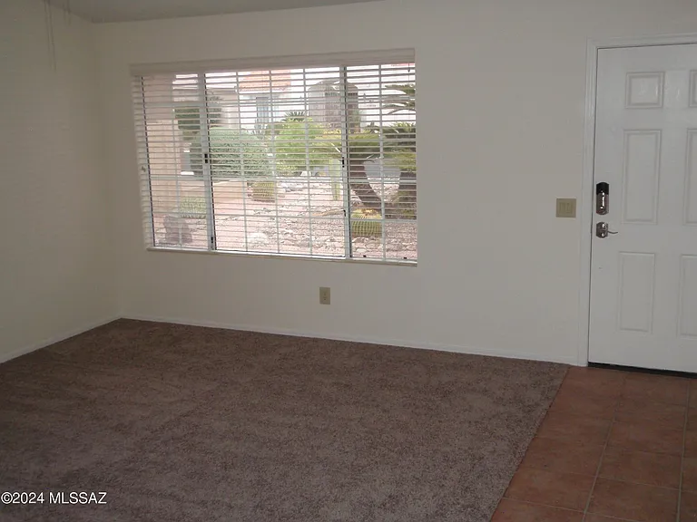 38040 S Elbow Bend Dr — Photo 5