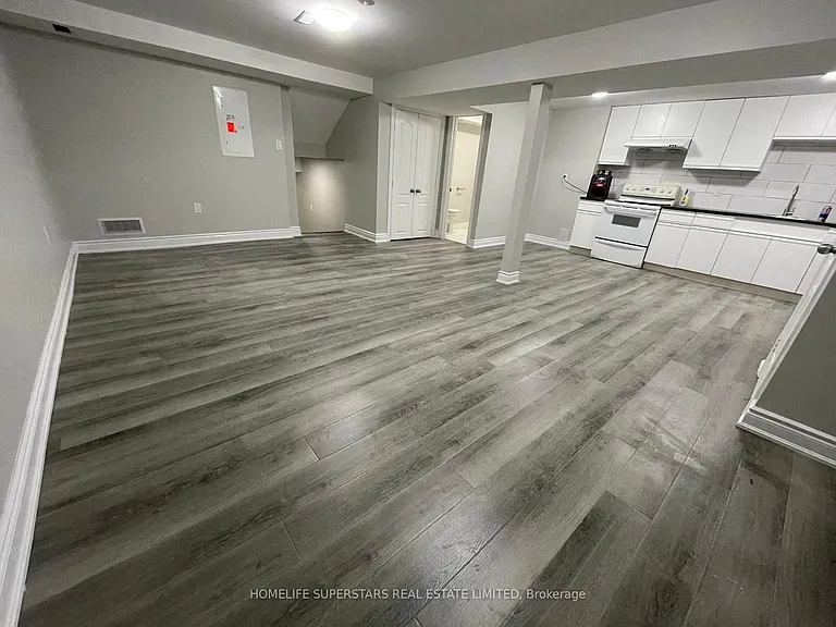 43 Oldfield Dr — Photo 5