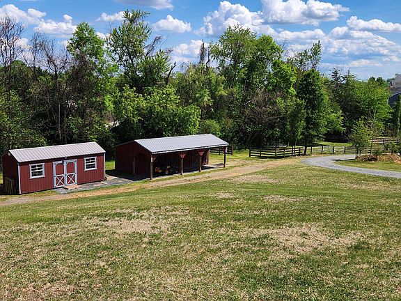 3rd image of 16390 Wayland Rd