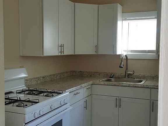 2nd image of 1548 Elizabeth Ave APT 6
