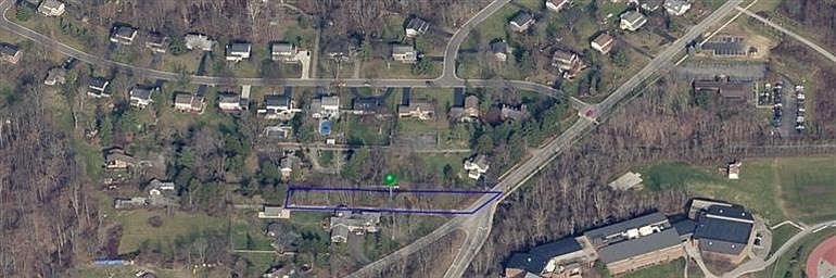 2nd image of 2657 Newtown Rd