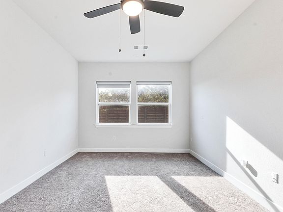 3rd image of 16924 Morelle Dr