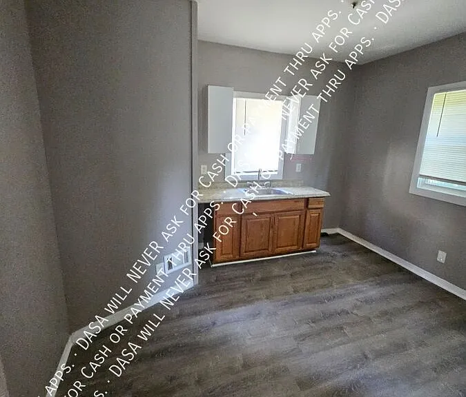 128 Argo Park — Photo 6