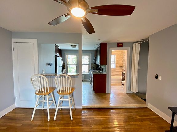 5th image of 2060 33rd St Floor 3