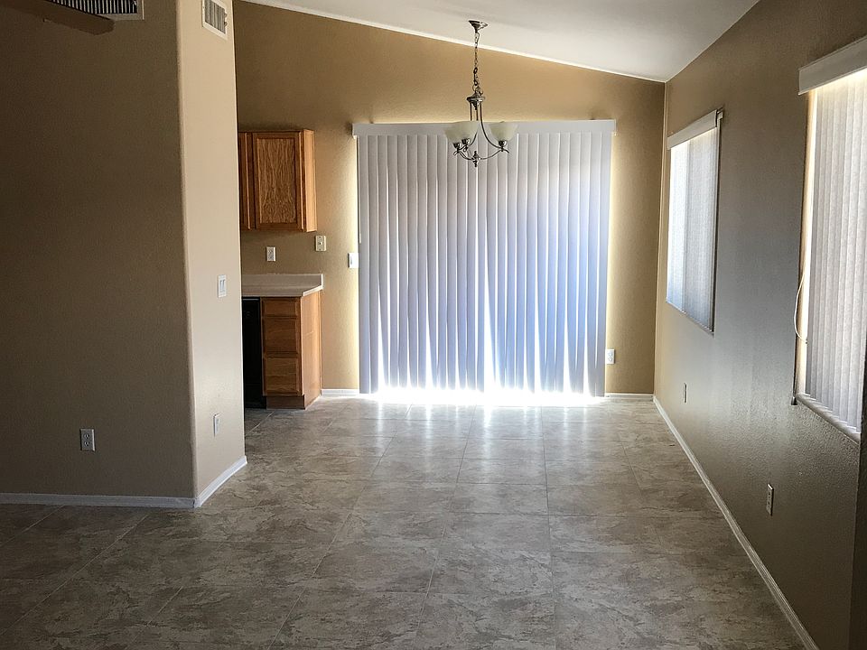 2nd image of 15650 N Naegel Dr