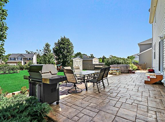 5th image of 749 Autumn Oaks Ct