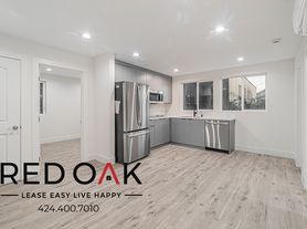 138 W 93rd St