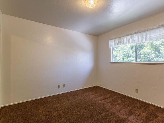 5th image of 1624 Santa Clara St APT 4