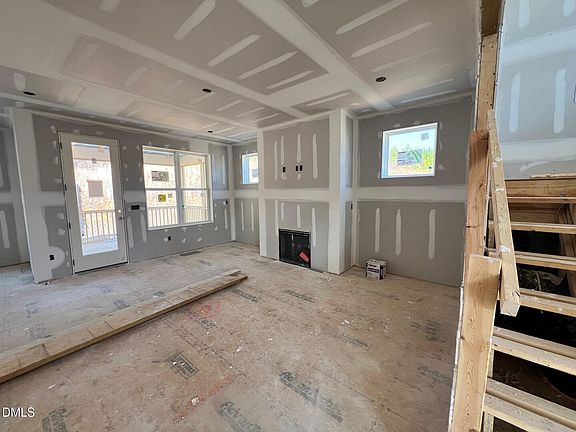 4th image of 6036 Scalybark Rd