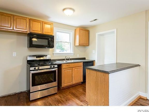 4th image of 2324 National St