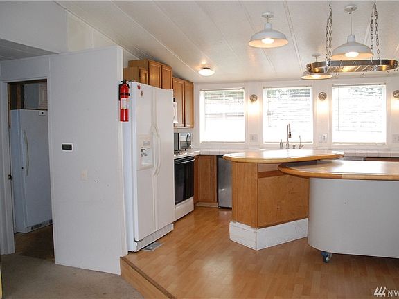 5th image of 6319 163rd Street Ct E