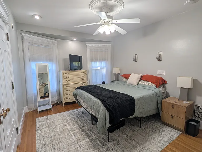 Bedroom #1
