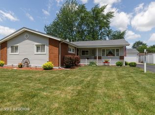 550 Milan Ln, Hoffman Estates, IL 60169