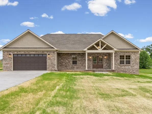 445 N Ridge Dr, Hopkinsville, KY 42240