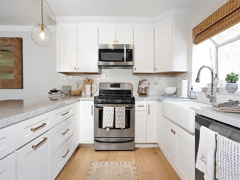 2330 Vanguard Way #A102 — Photo 8
