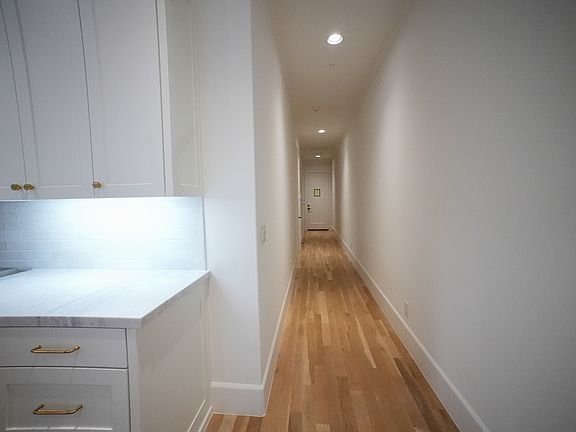 3rd image of 3529 Asbury St