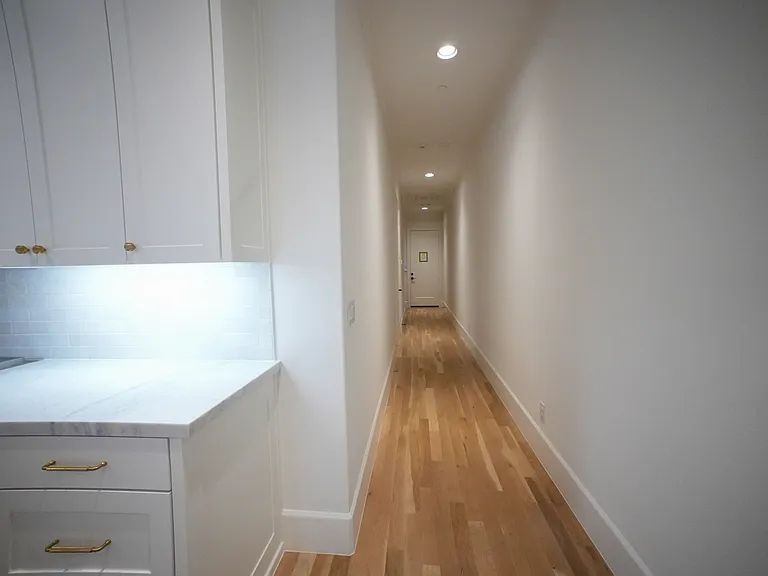 3529 Asbury St — Photo 3