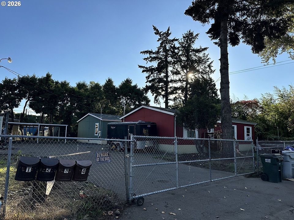 1st image of 8720 SE Clatsop St