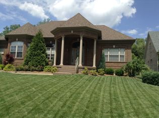 3422 Hardwood Forest Dr, Louisville, KY 40214