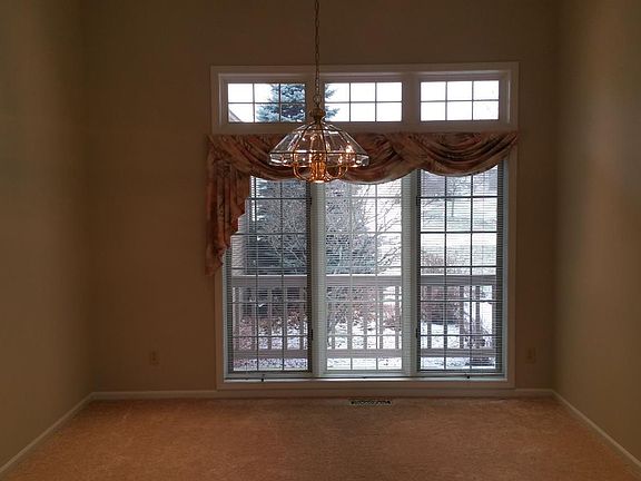 5th image of 6163 Pine Creek Ct