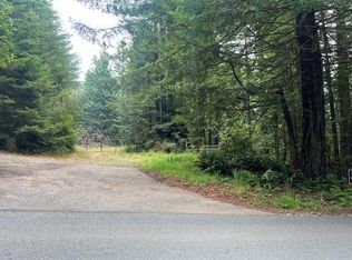 2231 Greenwood Heights Dr, Kneeland, CA 95549