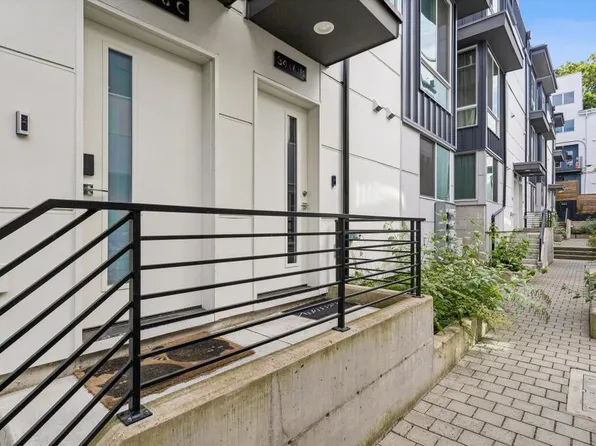 3416 15th Ave W #B, Seattle, WA 98119