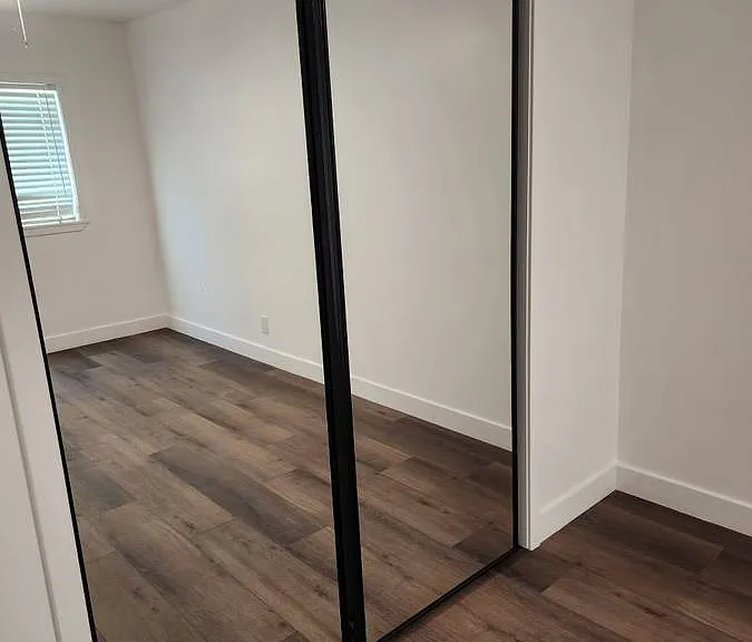 1540 S Orange Grove Ave #4 — Photo 8