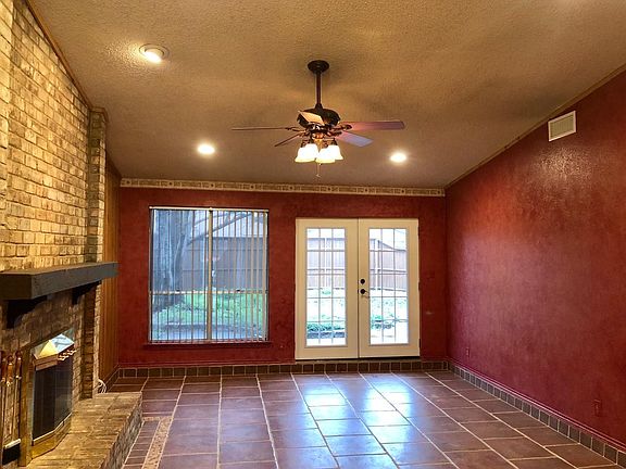 2nd image of 2217 Pueblo Dr