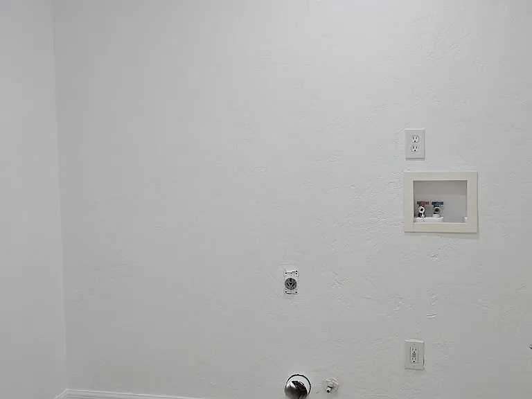 1125 S Mountain St — Photo 18