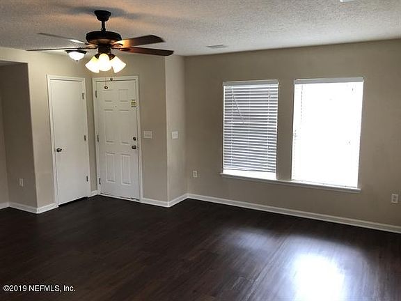 2nd image of 75086 Ravenwood Dr