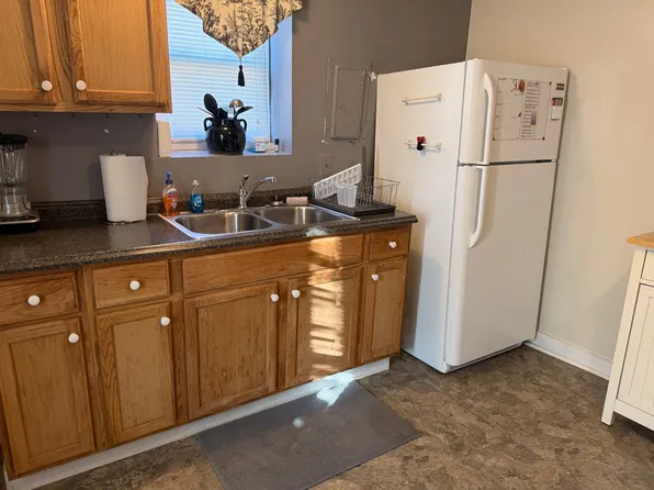 602 N 6th Duplex, 602 N 6th St, Saint Joseph, MO 64501