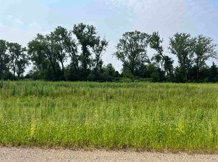 46031 Daniel Pl, Vermillion, SD 57069