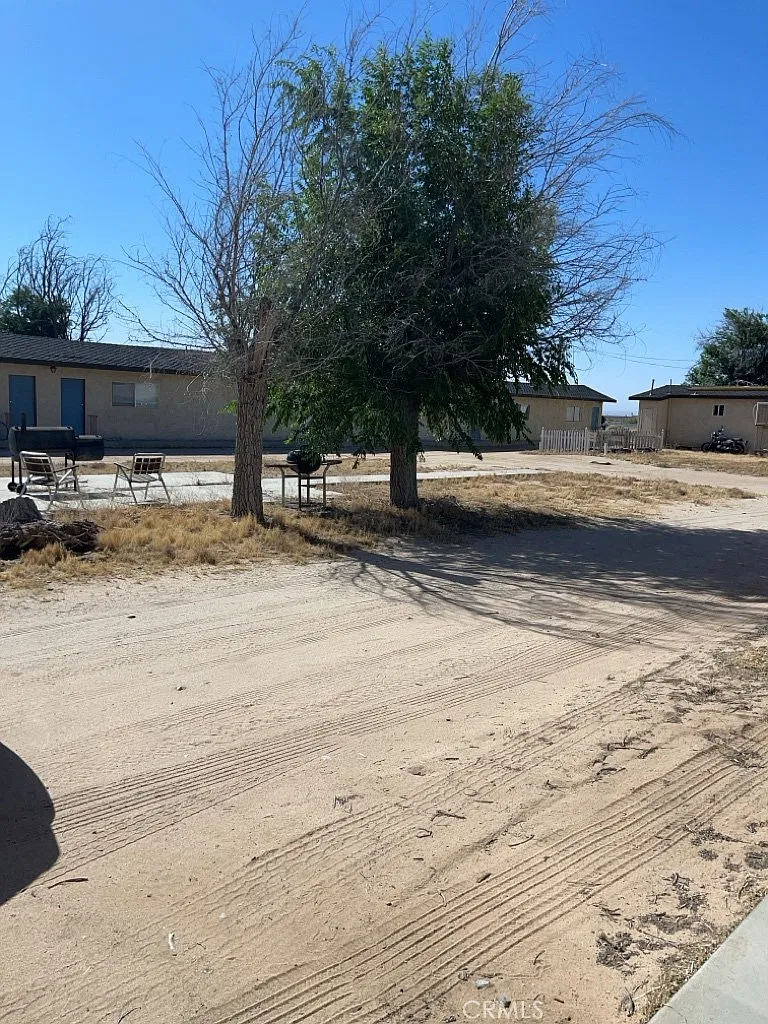Studio, 350 sqft, $650 — Photo 4