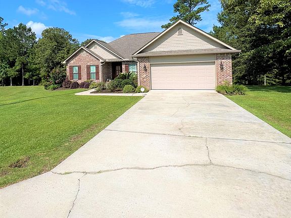 4th image of 28 Hidden Hills Ln