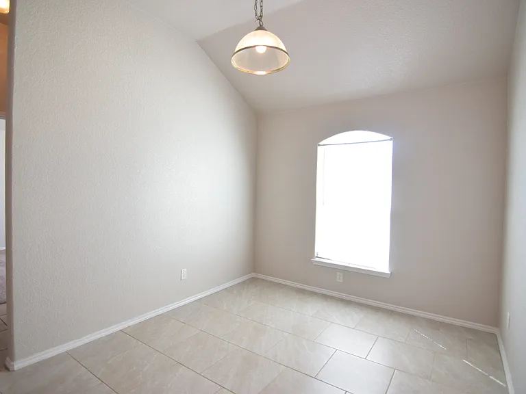 403 Constellation Dr — Photo 12
