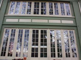 1310 N Augusta St, Staunton, VA 24401