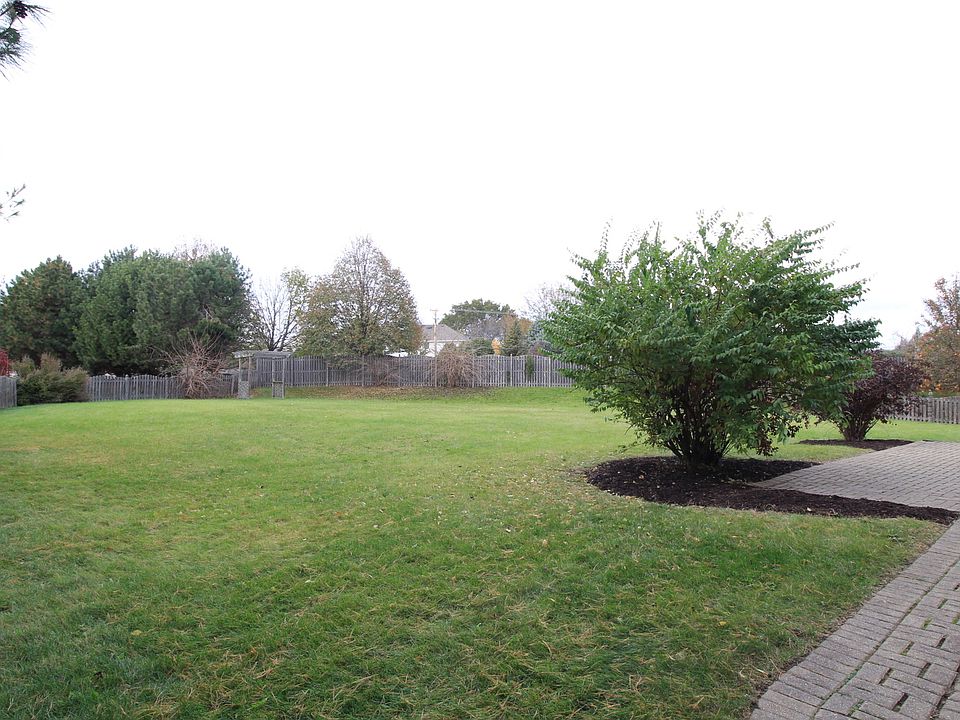 2nd image of 13531 S Eagles Nest Ct