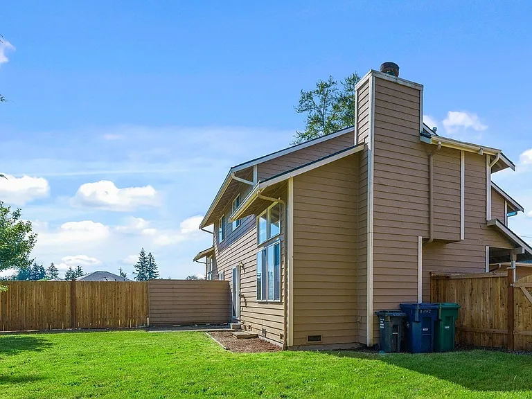 8206 47th Ave NE #A — Photo 26