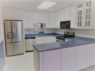 1176 E Commons Dr, Bloomington, IN 47401