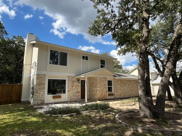 2105 Emerald Isle Dr, Leander, TX 78641