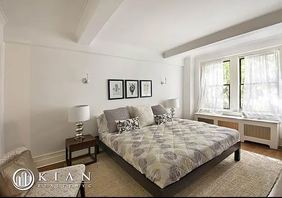 Rented by Kian Realty | media 14