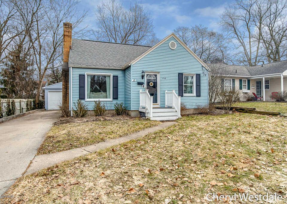 1st image of 1118 Orchard Ave SE