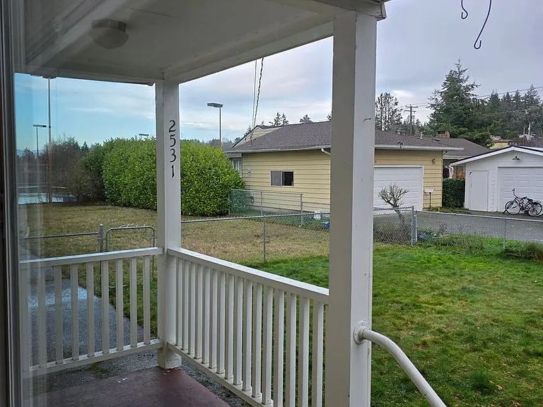 2531 Stephenson Ave #A — Photo 31