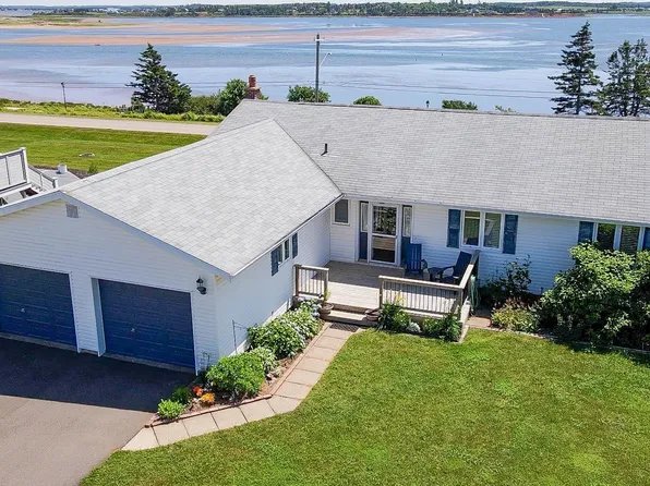 28 Lantern Hill Dr, North Rustico, PE C0A 1N0