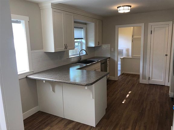4th image of 474 E Coatsville Ave