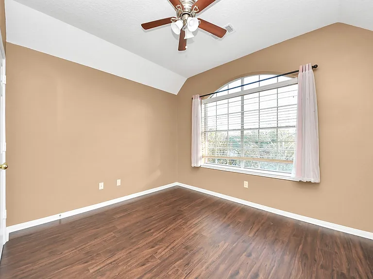 4703 Zachary Ln — Photo 18