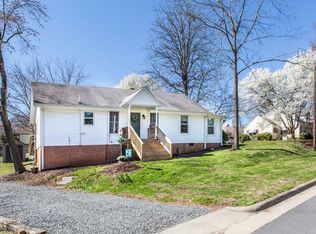 1604 Sykes St, Burlington, NC 27215