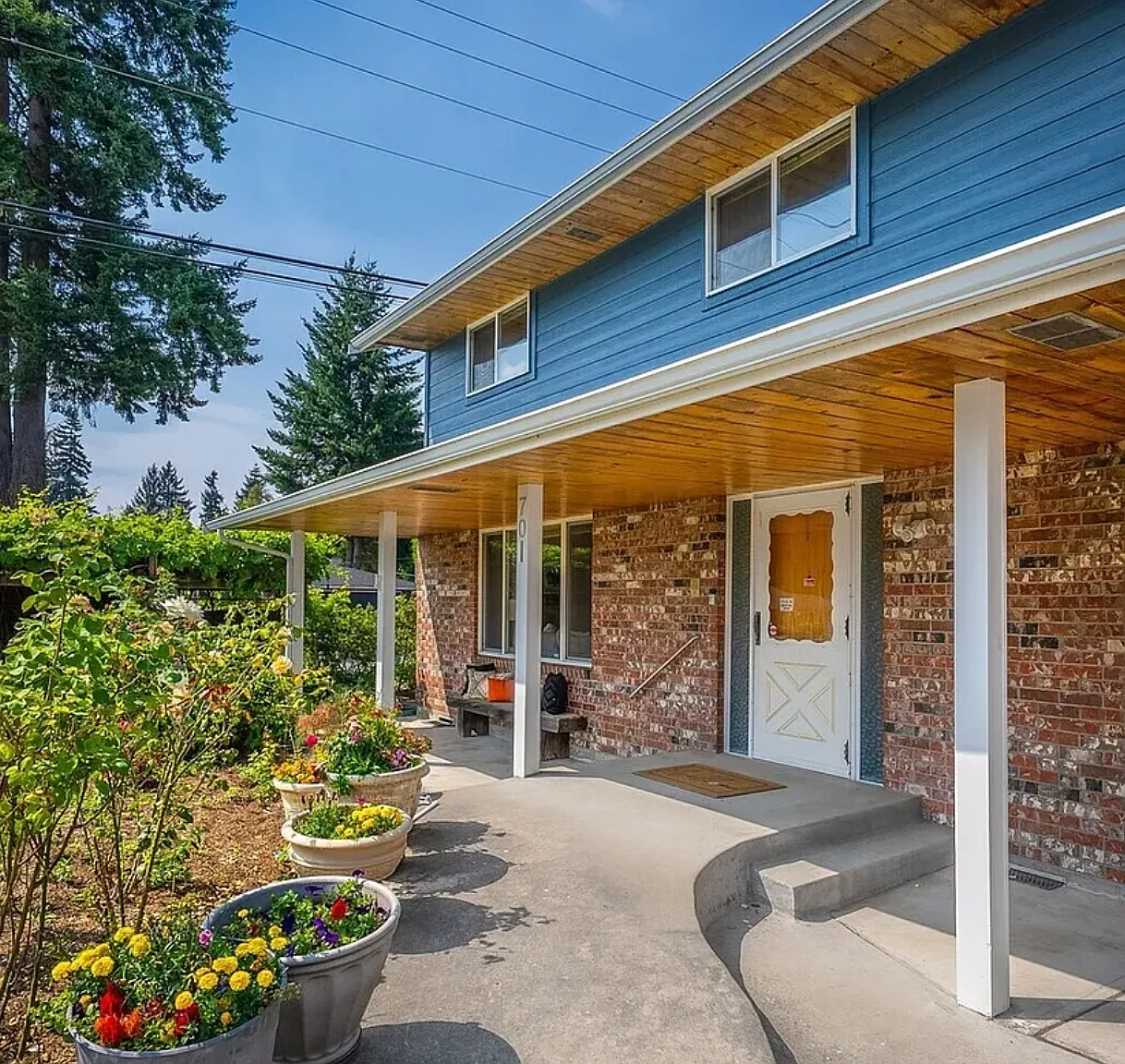 4 bed, 3.5 bath, 2060 sqft, $1,250 — Photo 4