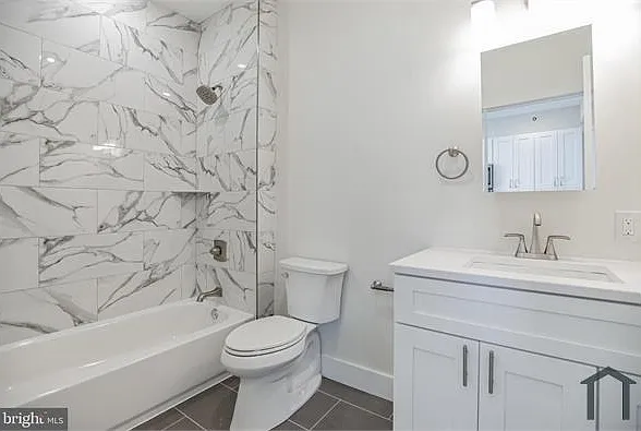 3345 N 19th St #3R — Photo 10
