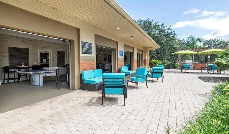 The Lakes at Brandon West — Photo 11